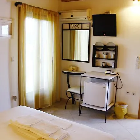 Alisachni Apartment Livadi  Exterior photo
